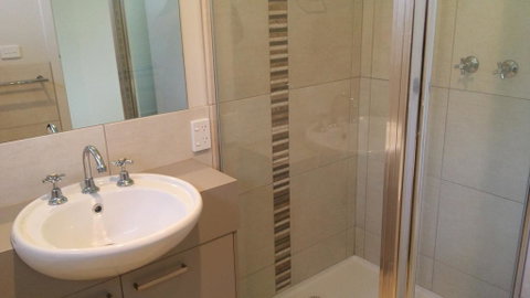 Malbecs - Accommodation Perth 3