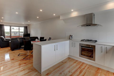 Malseeds - Accommodation Perth 0