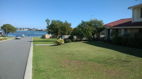 Mandurah Soldiers Cove Estuary Edge Townhouse - Accommodation Perth 0