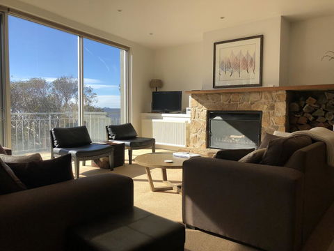 Mark II 2 West - Accommodation Perth 0