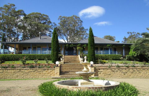 Marrowbone Vineyard Estate - One Of The Hunters Finest Estates - Accommodation Perth 1