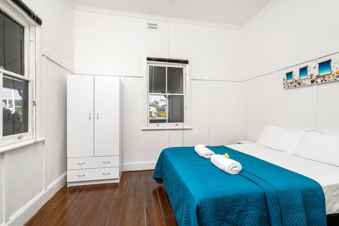 Marvell House - Accommodation Perth 2