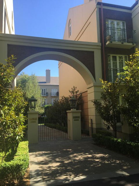 MCG, Rod Laver, City - Best Location In Melbourne - Accommodation Perth 0