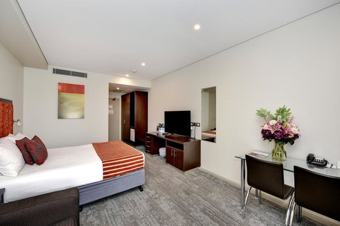 Mercure Centro Port Macquarie - Accommodation Perth 2