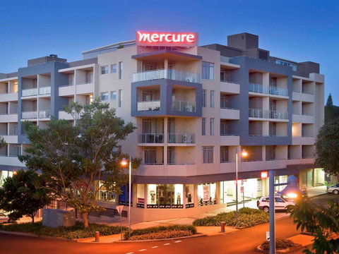 Mercure Centro Port Macquarie - Accommodation Perth 0