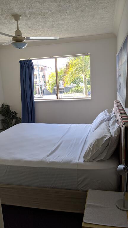 Mermaid Beach Apartment - Accommodation Perth 1