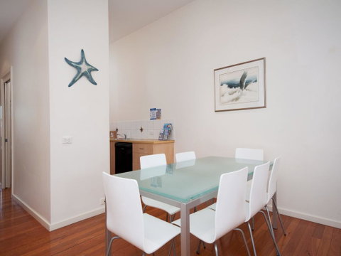 Messines Street, Starfish Lodge, Unit 1, 1A - Accommodation Perth 1