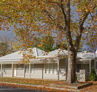 Mews Cottages - Perth Resorts