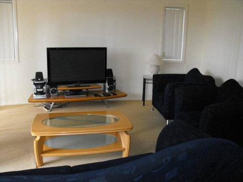 Millenium, Unit 101, Cnr Head & West Sts - Accommodation Perth 2