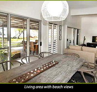 Mission Belle - Stunning Beachfront House - Accommodation Perth