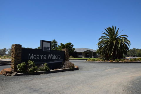 Moama Waters - Accommodation Perth 0