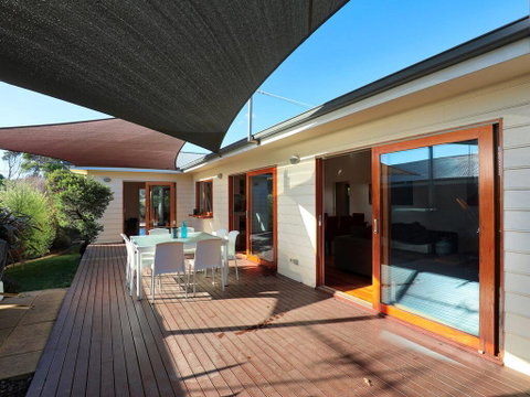 Monterey - Accommodation Perth 2
