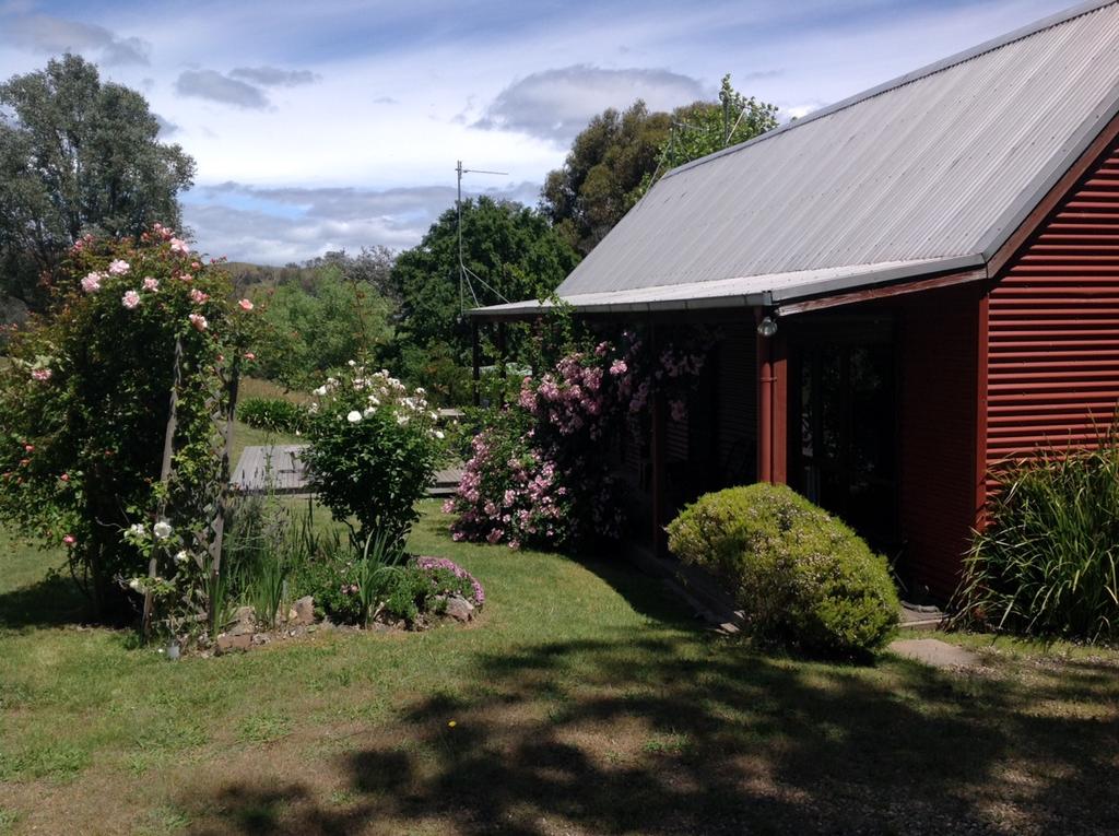 Piries VIC Accommodation Perth
