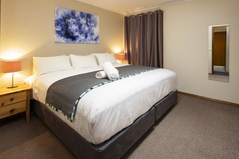 Mountain Lodge - Accommodation Perth 1