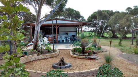 Murray Bridge Tourist Park - Accommodation Perth 2