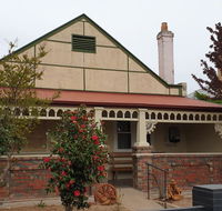 Nanas Place - Perth Resorts