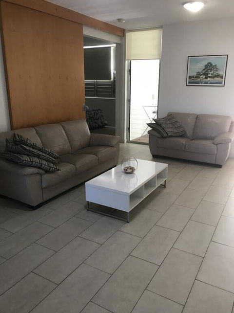 Nelly Bay Getaway At 1 Bright Point - Perth Resorts 0