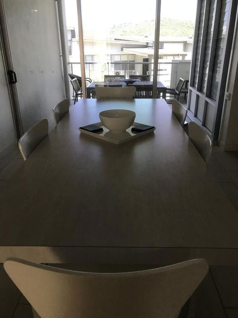 Nelly Bay Getaway At 1 Bright Point - Perth Resorts 2