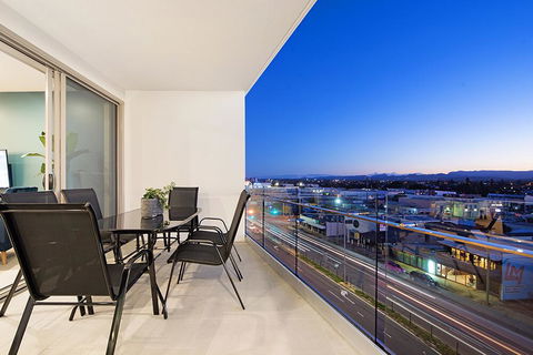 NEO Apartments Mermaid Beach - Accommodation Perth 2