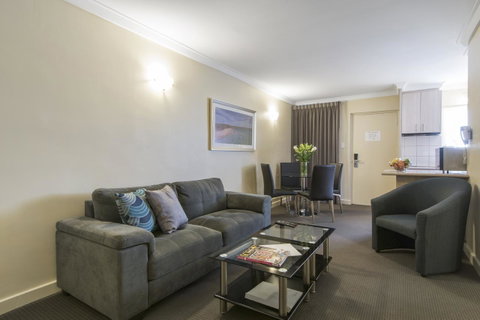 The Peninsula Riverside Serviced Apartments - Accommodation Perth 36