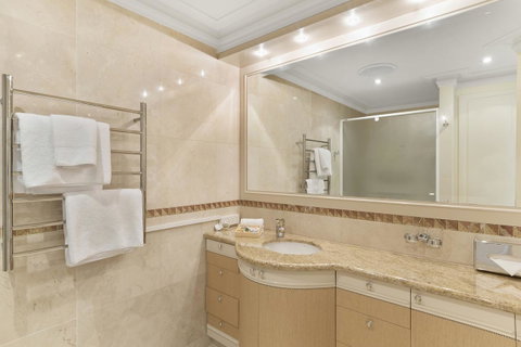 The Peninsula Riverside Serviced Apartments - Accommodation Perth 2
