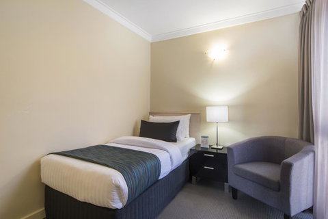 The Peninsula Riverside Serviced Apartments - Accommodation Perth 29