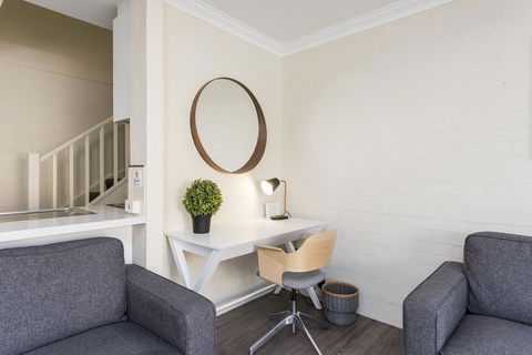 Subiaco Village 30 - Accommodation Perth 3