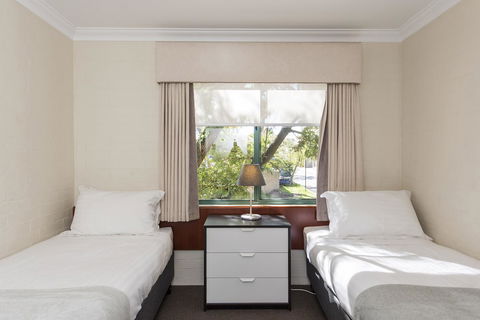 Subiaco Village 30 - Accommodation Perth 18