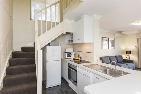 Subiaco Village 30 - Accommodation Perth 9