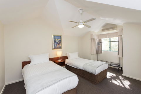 Subiaco Village 30 - Accommodation Perth 24