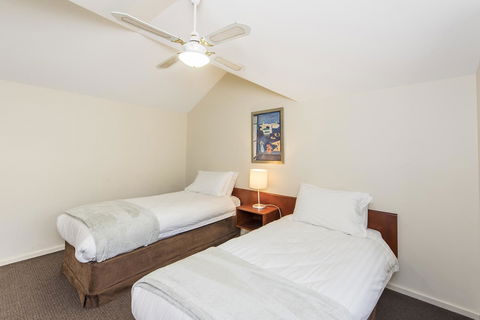 Subiaco Village 30 - Accommodation Perth 23