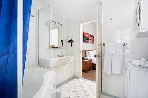 Broadwater Resort Como - Perth Resorts 9