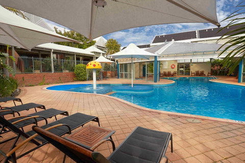 Broadwater Resort Como - Perth Resorts 31