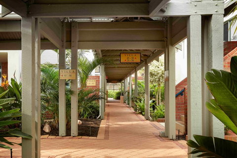 Broadwater Resort Como - Perth Resorts 25
