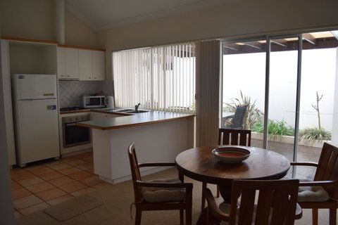 Dunes Scarborough Beach - Accommodation Perth 7