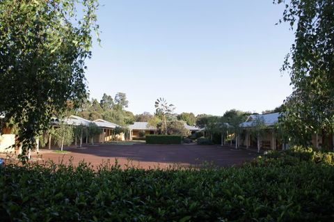 Stay Margaret River - Perth Resorts 34