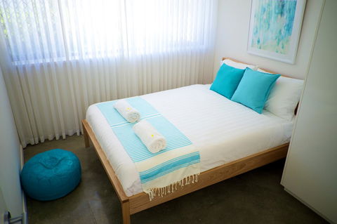 Cottesloe Artist's Beach Retreat - Accommodation Perth 3