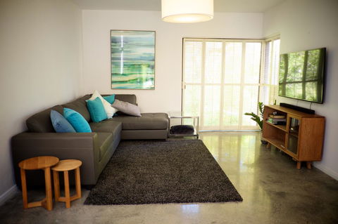Cottesloe Artist's Beach Retreat - Accommodation Perth 5