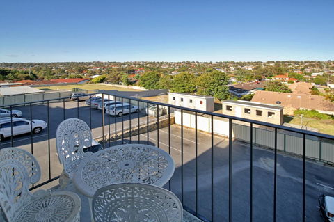 Summer Breeze - Holiday Or Business Apartment - Accommodation Perth 8