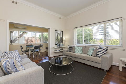 Cottesloe Bel-Air Apartment - Accommodation Perth 0