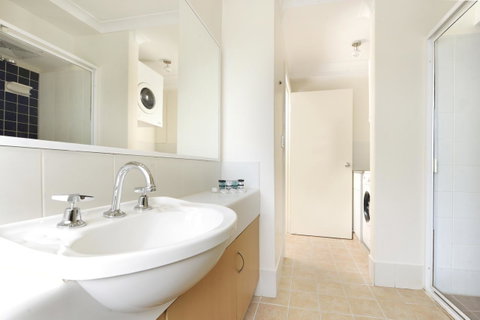 Lodestar Waterside Apartments - Accommodation Perth 34