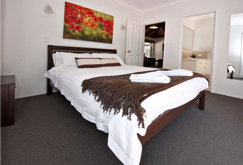 Margaret River Hideaway & Farmstay - Perth Resorts 14