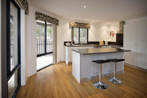 Margaret River Hideaway & Farmstay - Perth Resorts 4