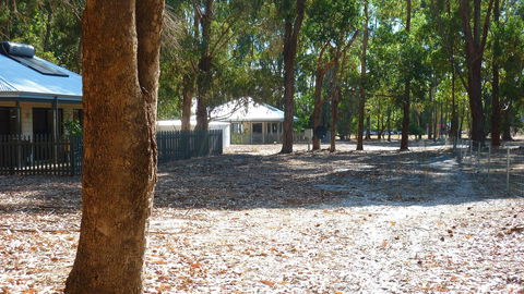 Margaret River Hideaway & Farmstay - Perth Resorts 9