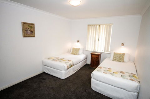 Fern Creek - Perth Resorts 13