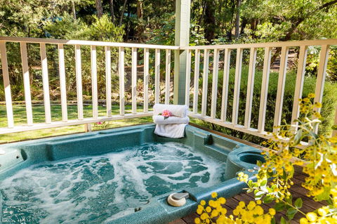 Riverglen Chalets - Perth Resorts 2