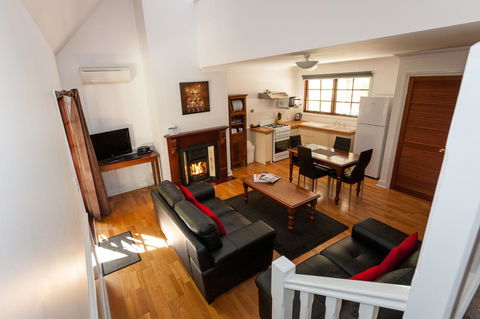 Riverglen Chalets - Perth Resorts 37