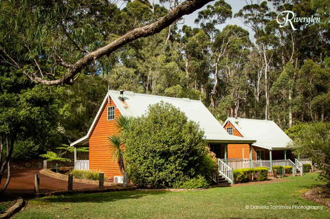 Riverglen Chalets - Perth Resorts 36