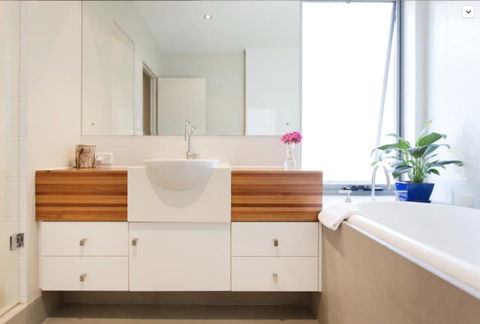 Adele's Luxury South Beach Apartment With King Bed - Perth Resorts 15
