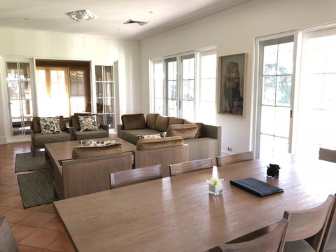 Caves Road Guest Houses - Perth Resorts 16